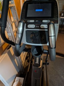 Elliptical ProForm 16.9, console error "No bootable device"