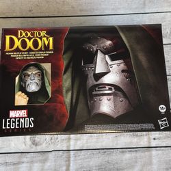 Fantastic Four Marvel Legends Doctor Doom Premium Roleplay Helmet Prop
