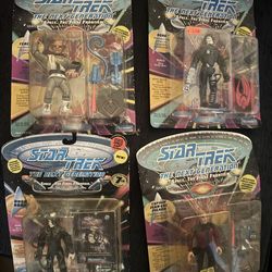 Star Trek The Next Generation Figure Lot
