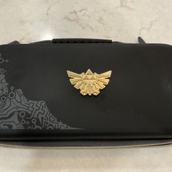 Legend of Zelda Hylian Crest Nintendo Switch & Lite Case