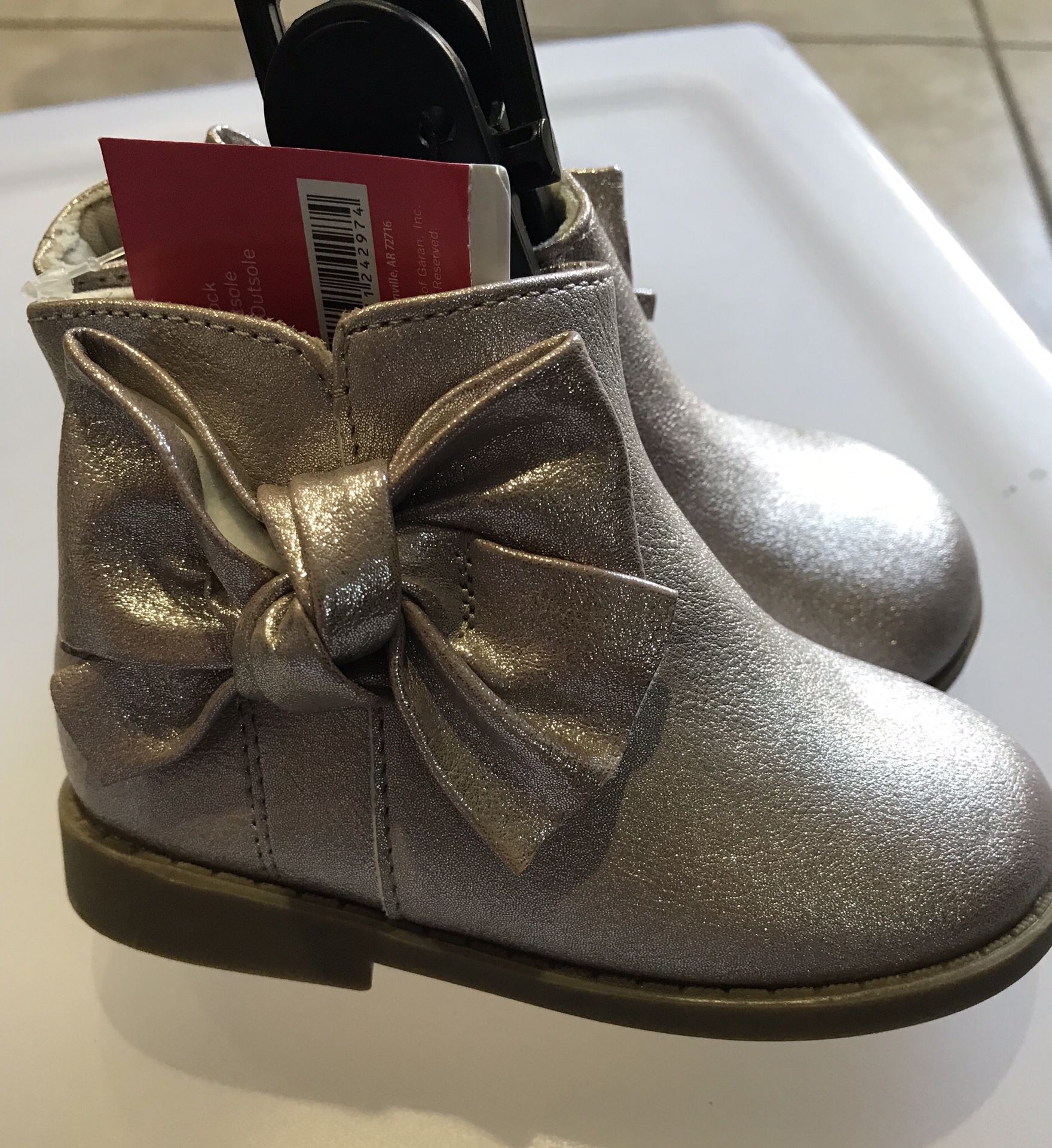 INFANT BOOT SIZE 6
