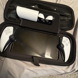 Playstation Portal / Playstation Earbuds/ Case