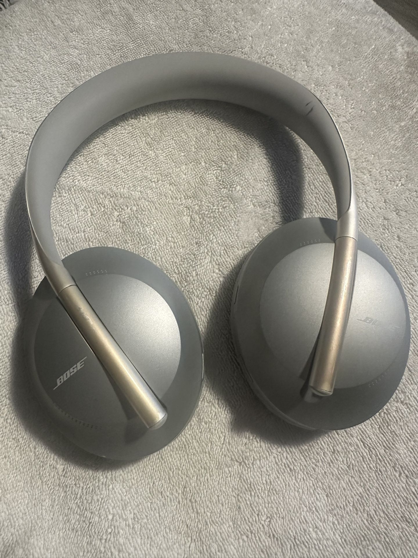 Bose 700