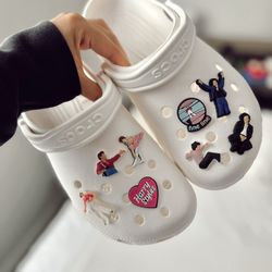 Harry Styles croc charms 