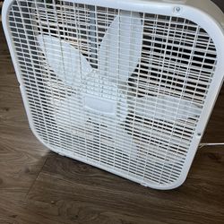 Lasko Fan Box