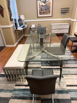 Dining table (4 chairs + bench)