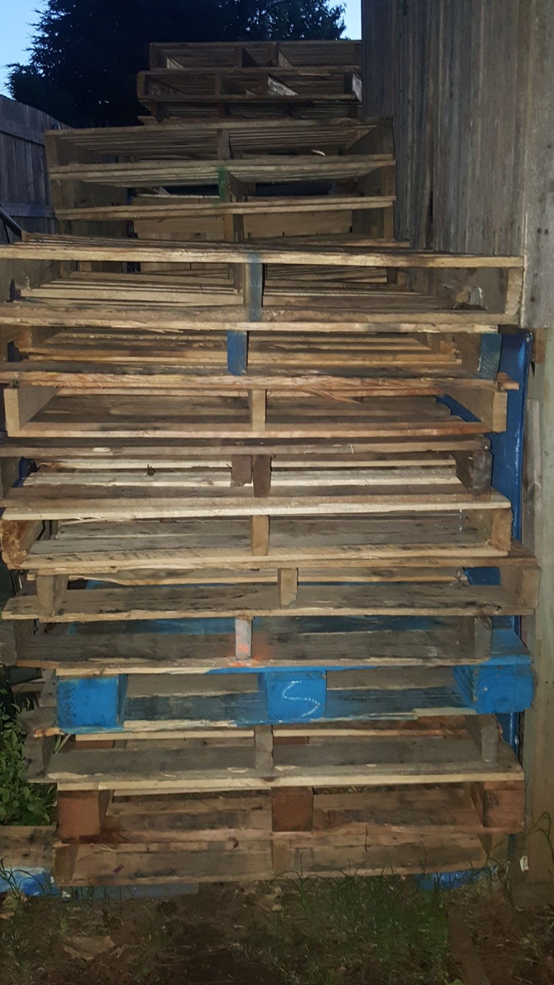 Used pallets
