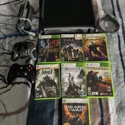 Xbox 360 Con 2 Controles Y Juegos $165