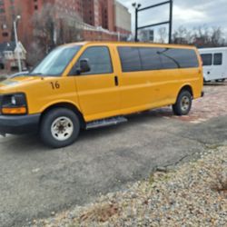 2013 GMC Savana