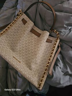 Michael kors purse