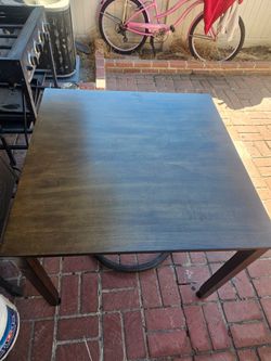 Square 35 by 35 dining table, 4 chairs perfect condition