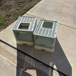 2 cat litter boxes