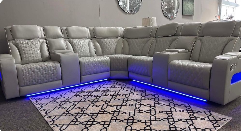 OM• $38 Initial • Brand New Power Reclining Sectional white