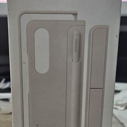 Samsung Fold 4 Standing Cover With Pen