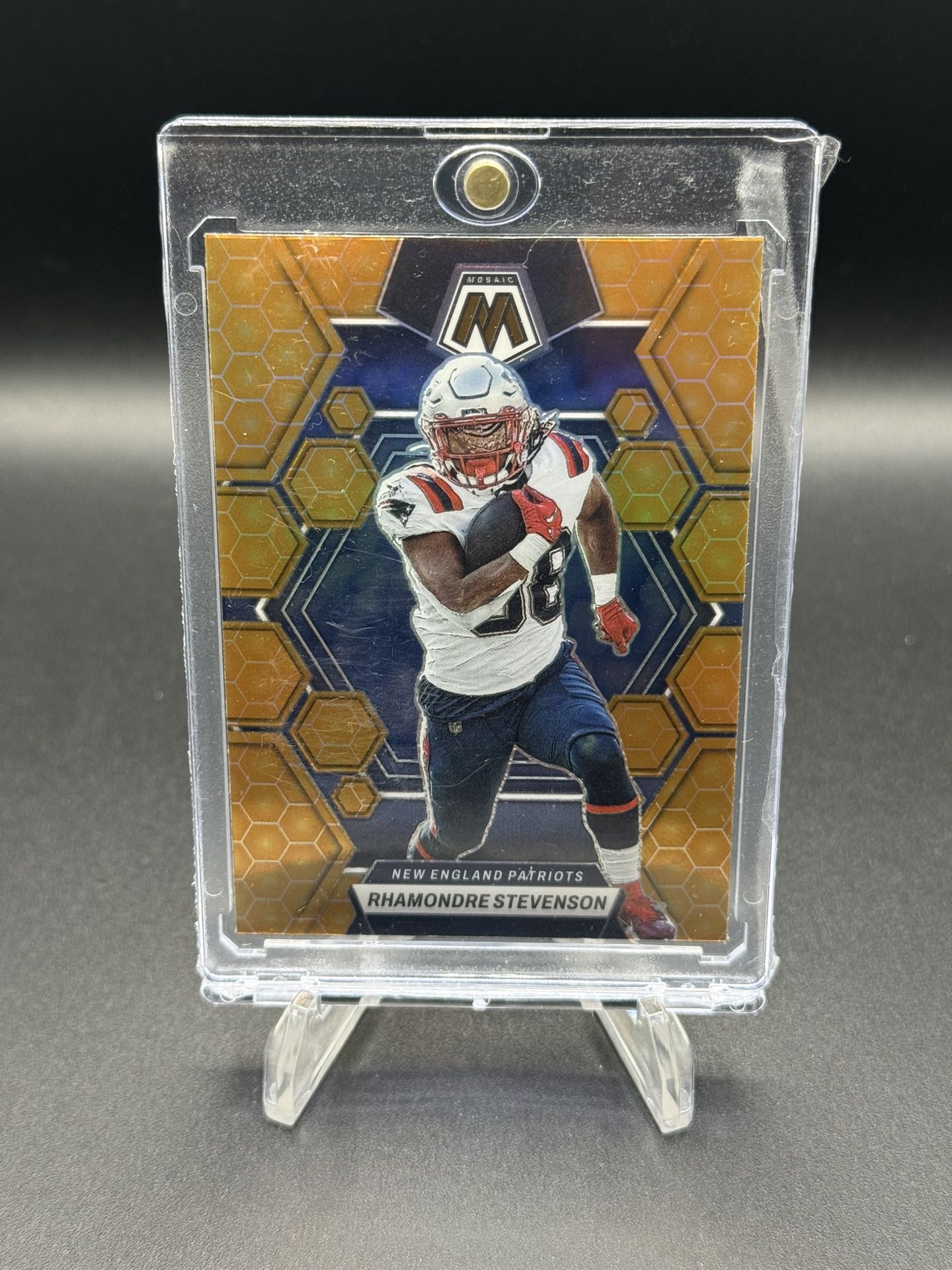 2023 Panini Mosaic Honeycomb Prizm #161 Rhamondre Stevenson (Case Hit) (READ)
