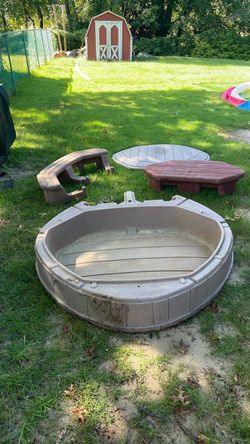 Sand pit