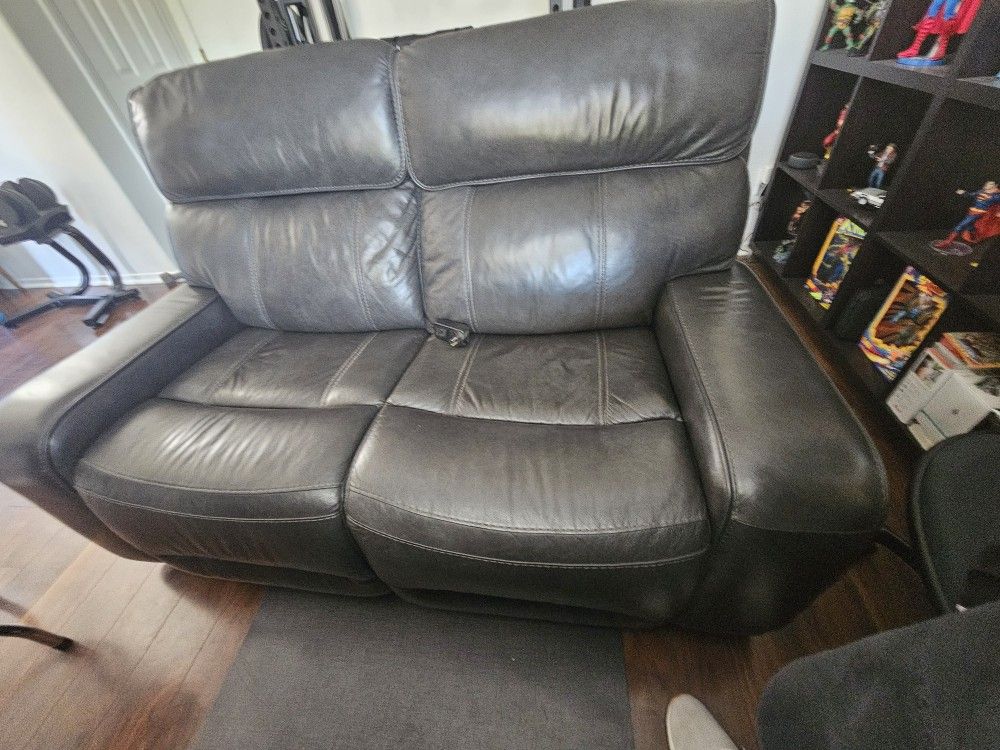 Reclining Sofa