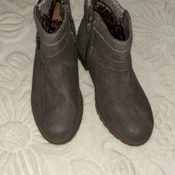 Size 1 Boots
