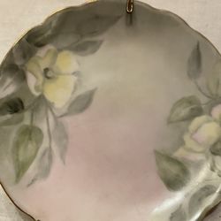 Beautiful Vintage Decorative Small Plates 