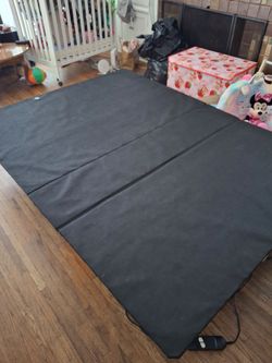 Adjustable Bed Frame (Mattressnot included)