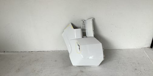 2022 2025 Toyota Tundra right front bumper cap (4)