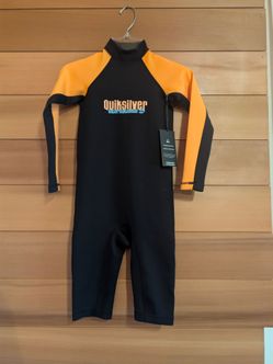 Boys Sz 5 rashguard heatsuit
