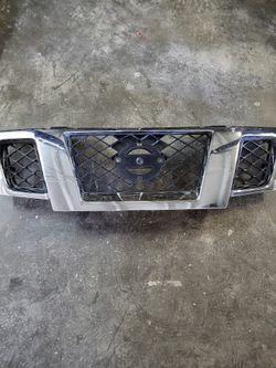 2016 2017 2018 2019 2020 Nissan Frontier Grille Part