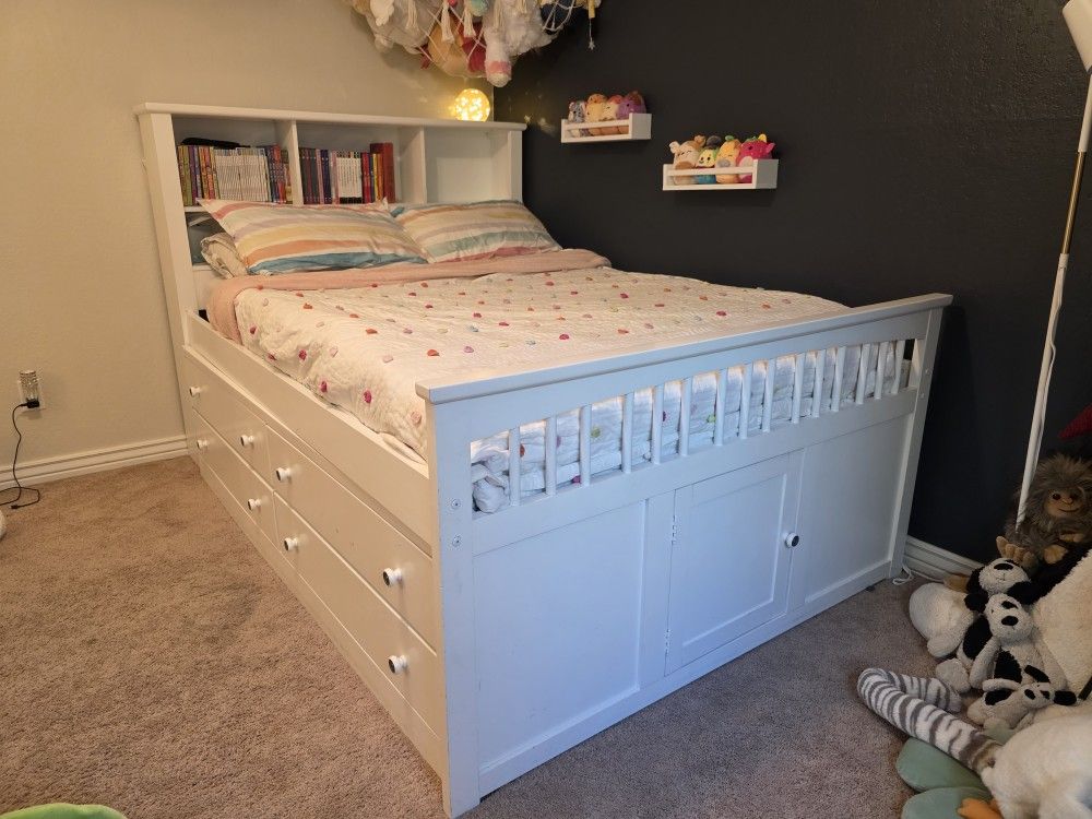 White Captains Bed with Storage Drawers and Headboard