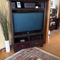 Solid Wood Entertainment cabinet 