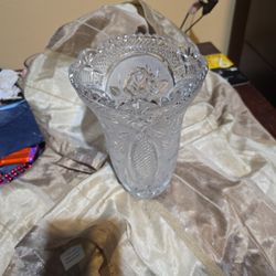 Exquisite Floral Lead Crystal Vase