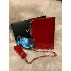 Chanel Wallet With Chain