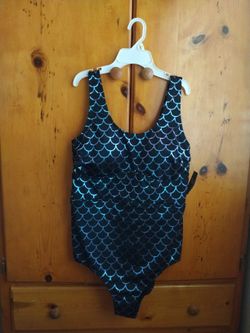 One Piece Bathing Suit 🩱 New
