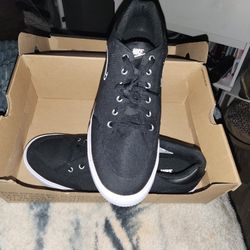 Brand New Nikes Shoes