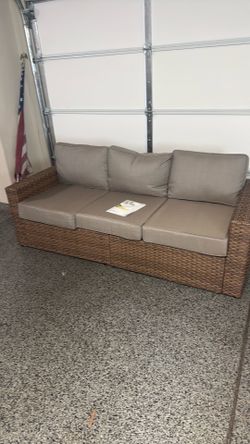Brand new wicker king outdoor patio couch