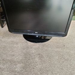 LG Flat Screen TV