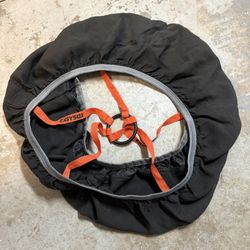 Title: Easy Sox Snow Socks – Set of 6 (Used Once)