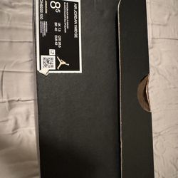 Air Jordan 1 Mid SE