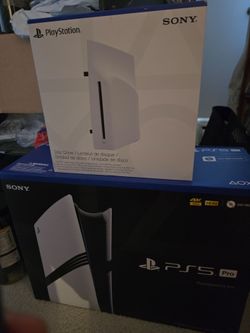Playstation PS5 Pro with disc drive
