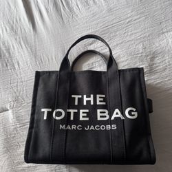 The Tote Bag 