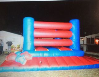 Boxing ring jumper with gloves