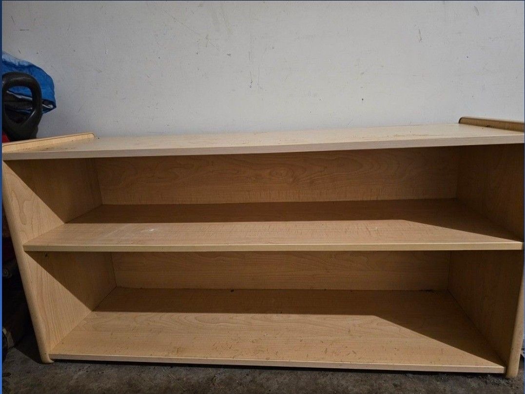 Daycare Shelf