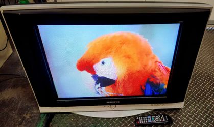 27" HD SlimFit CRT Color Retro Gaming Television model 2006