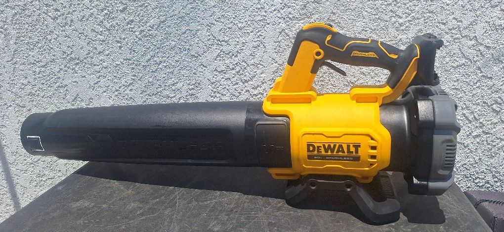 Blower Dewalt 20v ( Tool-Only) 