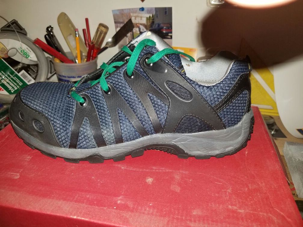 Mens steeltoe work boots sz 11