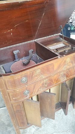 Antique radio and record player