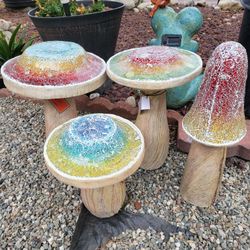 Outdoor Decoration - Set Of 4 Mushroom For Garden 