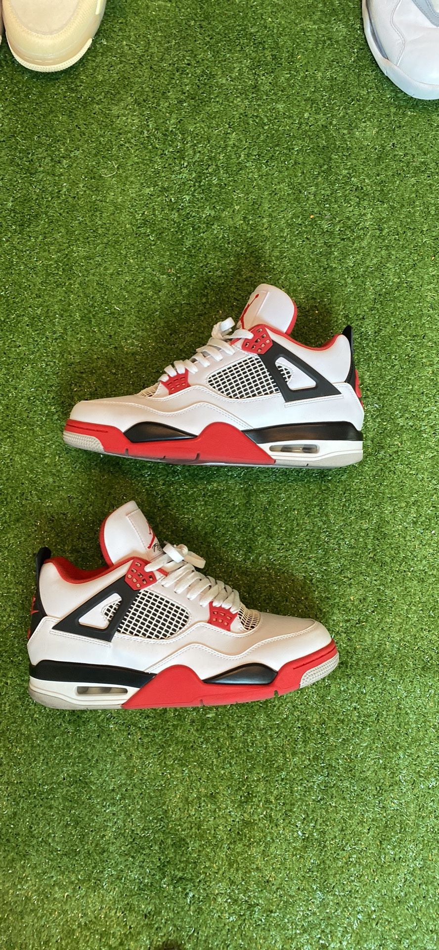 Jordan 4 Fire Red