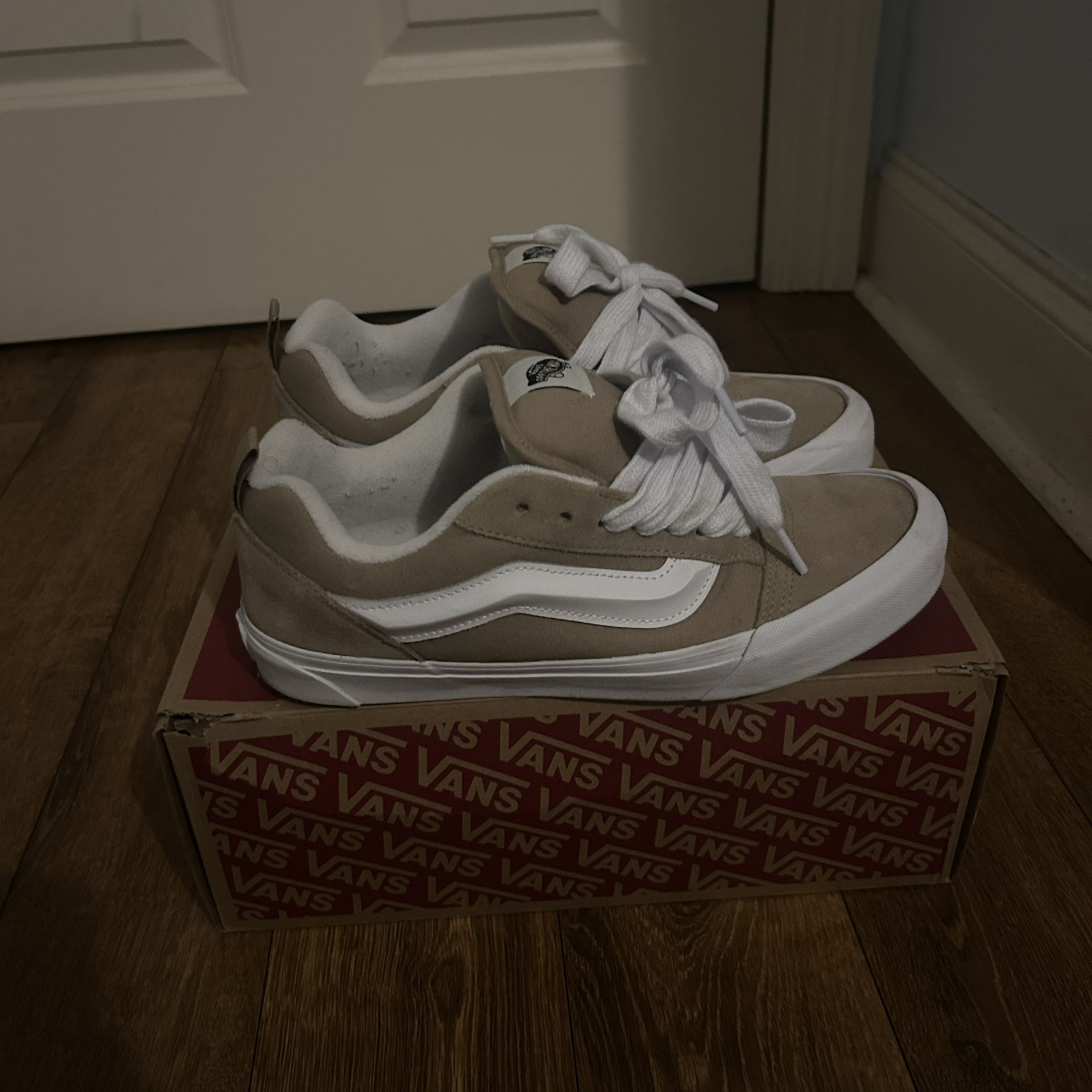Vans Knu Skool