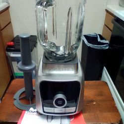 Brand New Gourmia 3125 Blender