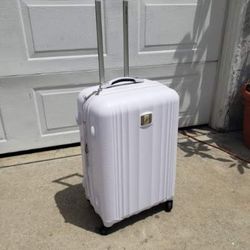 Medium Hardcase Suitcase On 4 Wheels 